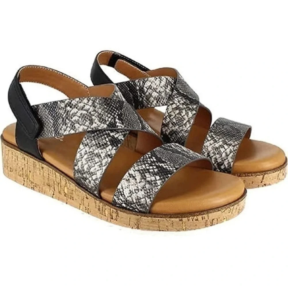 Kensie Women's Palermo Wedge Strappy Sandal Black / Snake NEW
